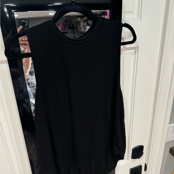 Nux open back sleeveless shirt large - Picture 3 of 9